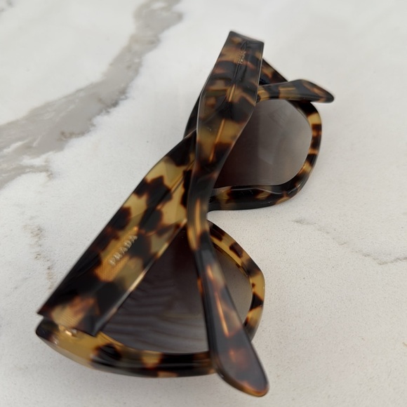 Prada Cat Eye Sunglasses Marbled Tortoise Brown Lens - Picture 7 of 15